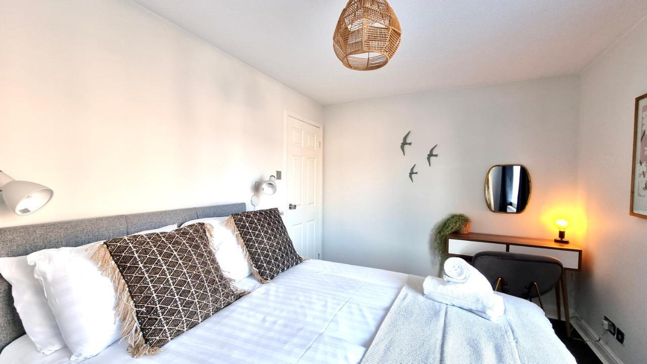 Quay House By Switchback Stays With Free Parking Cardiff Exterior foto