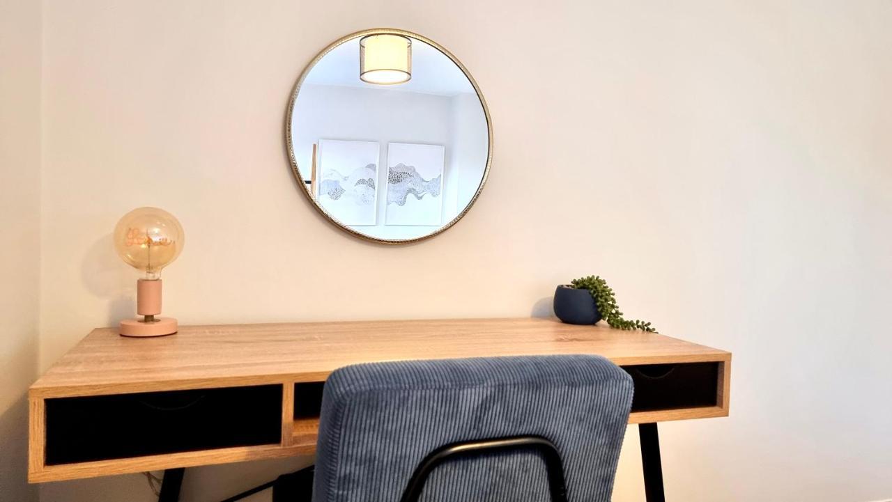 Quay House By Switchback Stays With Free Parking Cardiff Exterior foto